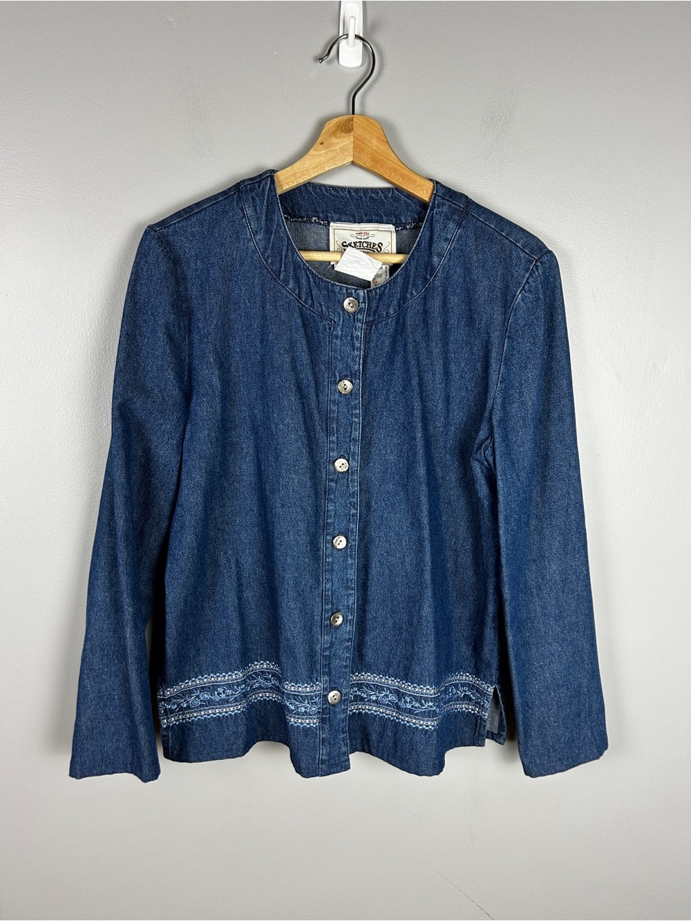 VINTAGE 90s Embroidered Denim Top Blue‎ Size Medium Coastal Cowgirl Western